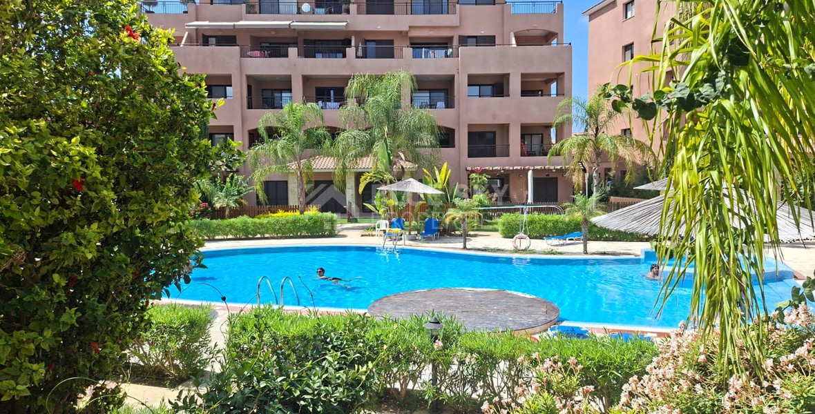 For sale Two bedroom Townhouse in Universal area