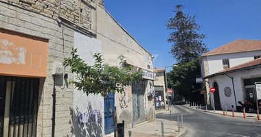 Listed Shop in In The Historical District For Sale