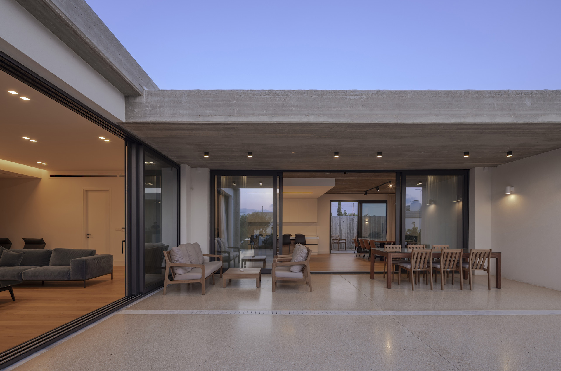 Квартира 4 спальни 240 м² Агия Мариноуда, Кипр