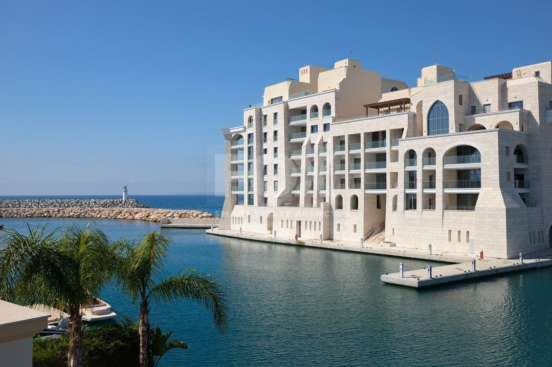 Amazing 4 Bed Duplex Apartment with Private Jacuzzi For Sale In Limassol Marina Limassol Cyprus