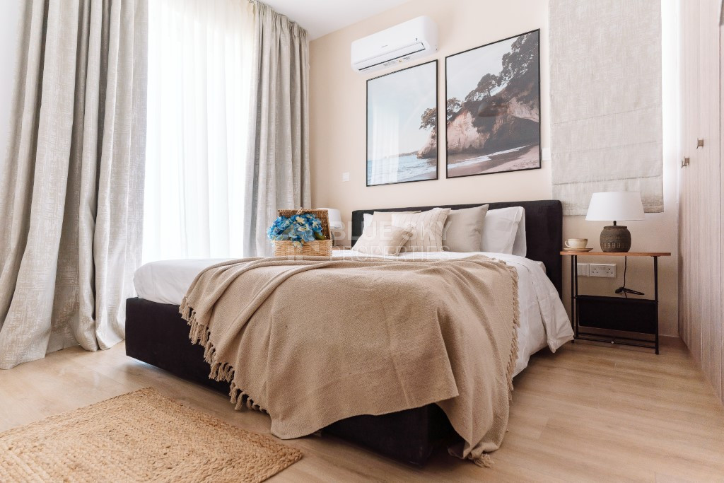 Luxury Coastal Villa with Four Bedrooms, in Peyia with Private Pool, Panoramic Views for sale