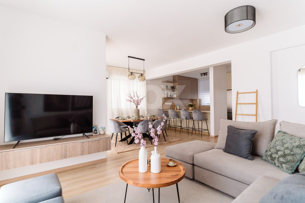 Luxury Coastal Villa with Four Bedrooms, in Peyia with Private Pool, Panoramic Views for sale