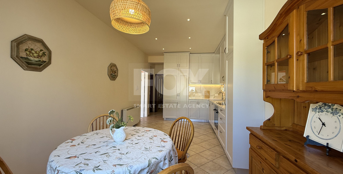 RENT: FULLY RENOVATED FOUR BEDROOM DETACHED HOUSE WITH LARGE GARDEN IN CENTRAL LIMASSOL