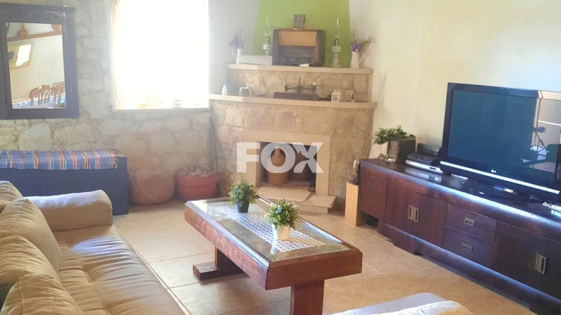 3-bedroom semi-detached house for rent 144 m² in Vasa Koilaniou, Limassol, Cyprus