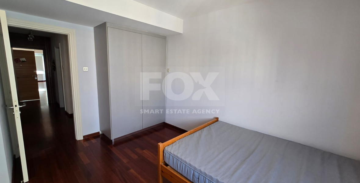 Spacious Three Bedroom Apartment In Neapoli For Rent