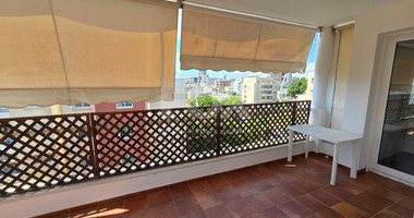 Spacious Three Bedroom Apartment In Neapoli For Rent