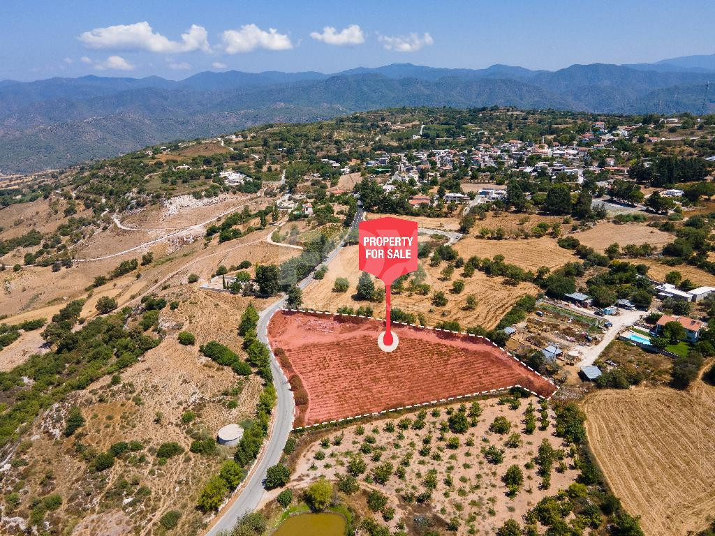 Residential Field for Sale in Fyti, Paphos – 7,358m² Plot in Zone H3 Ideal for Development