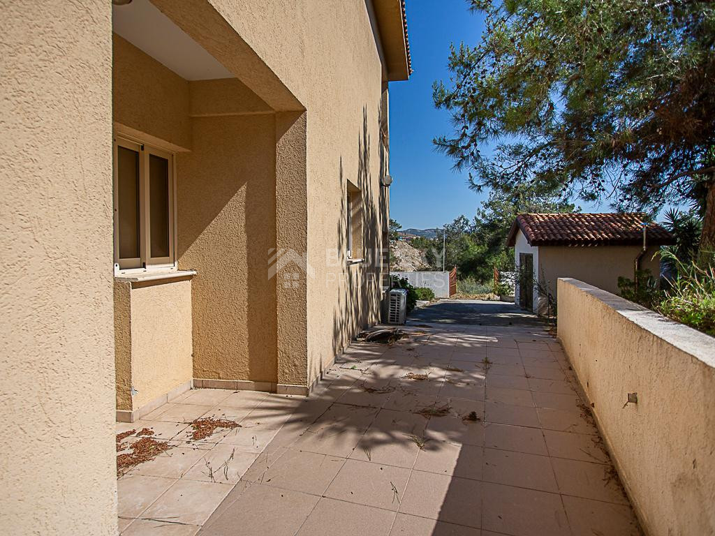 For Sale 3 Bedroom Two-Storey Detached House with Large Plot & Swimming Pool – Pissouri, Limassol