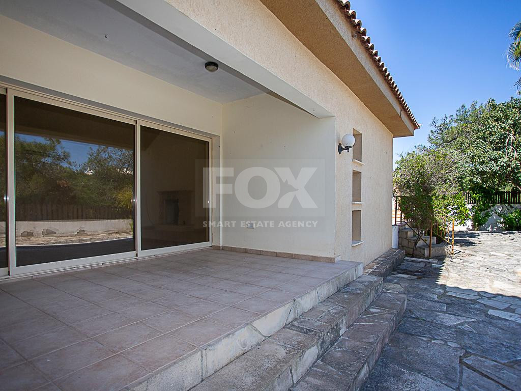 For Sale 3 Bedroom Two-Storey Detached House with Large Plot & Swimming Pool – Pissouri, Limassol