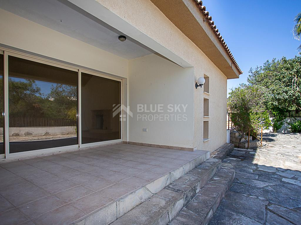 For Sale 3 Bedroom Two-Storey Detached House with Large Plot & Swimming Pool – Pissouri, Limassol