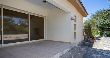 For Sale 3 Bedroom Two-Storey Detached House with Large Plot & Swimming Pool – Pissouri, Limassol