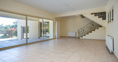 For Sale 3 Bedroom Two-Storey Detached House with Large Plot & Swimming Pool – Pissouri, Limassol