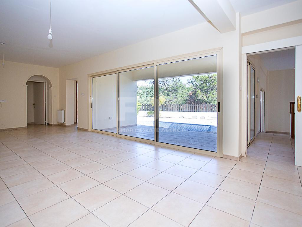 For Sale 3 Bedroom Two-Storey Detached House with Large Plot & Swimming Pool – Pissouri, Limassol