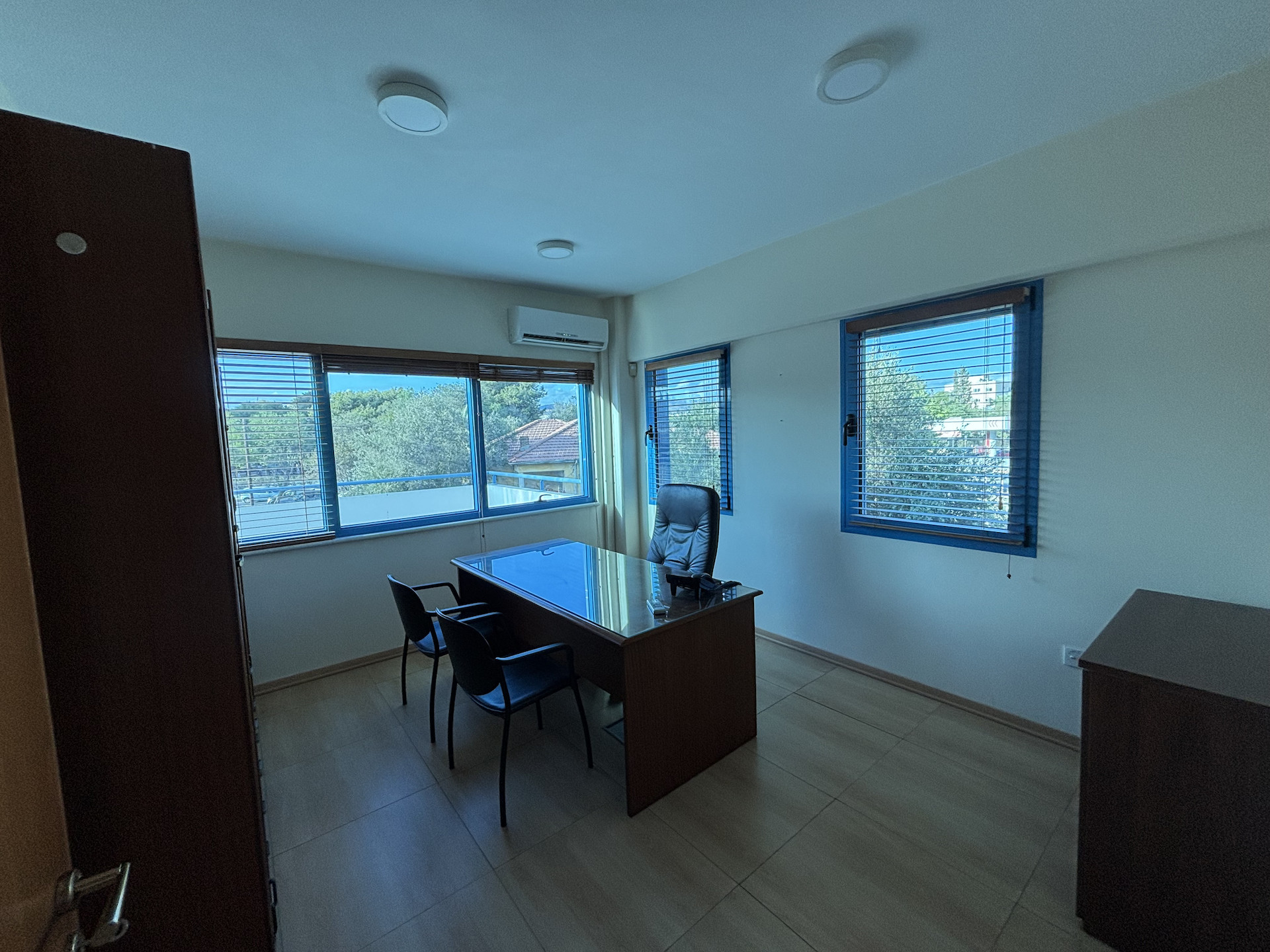 Офис 130 м² в Лимассоле, Кипр