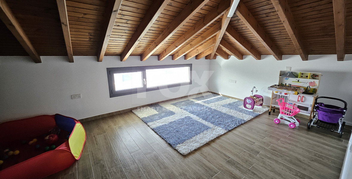 Spacious-Modern Design Five Bedroom Detached House in Kolossi