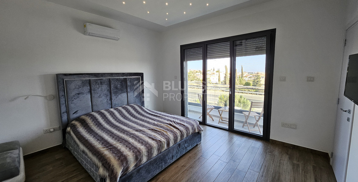 Spacious-Modern Design Five Bedroom Detached House in Kolossi