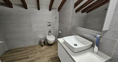 Spacious-Modern Design Five Bedroom Detached House in Kolossi