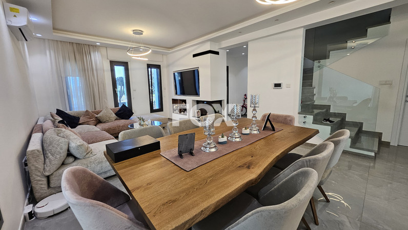 Detached house for sale 237 m² in Kolossi, Limassol, Cyprus