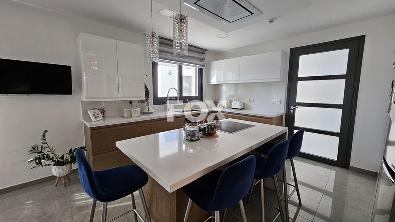 Detached house for sale 237 m² in Kolossi, Limassol, Cyprus
