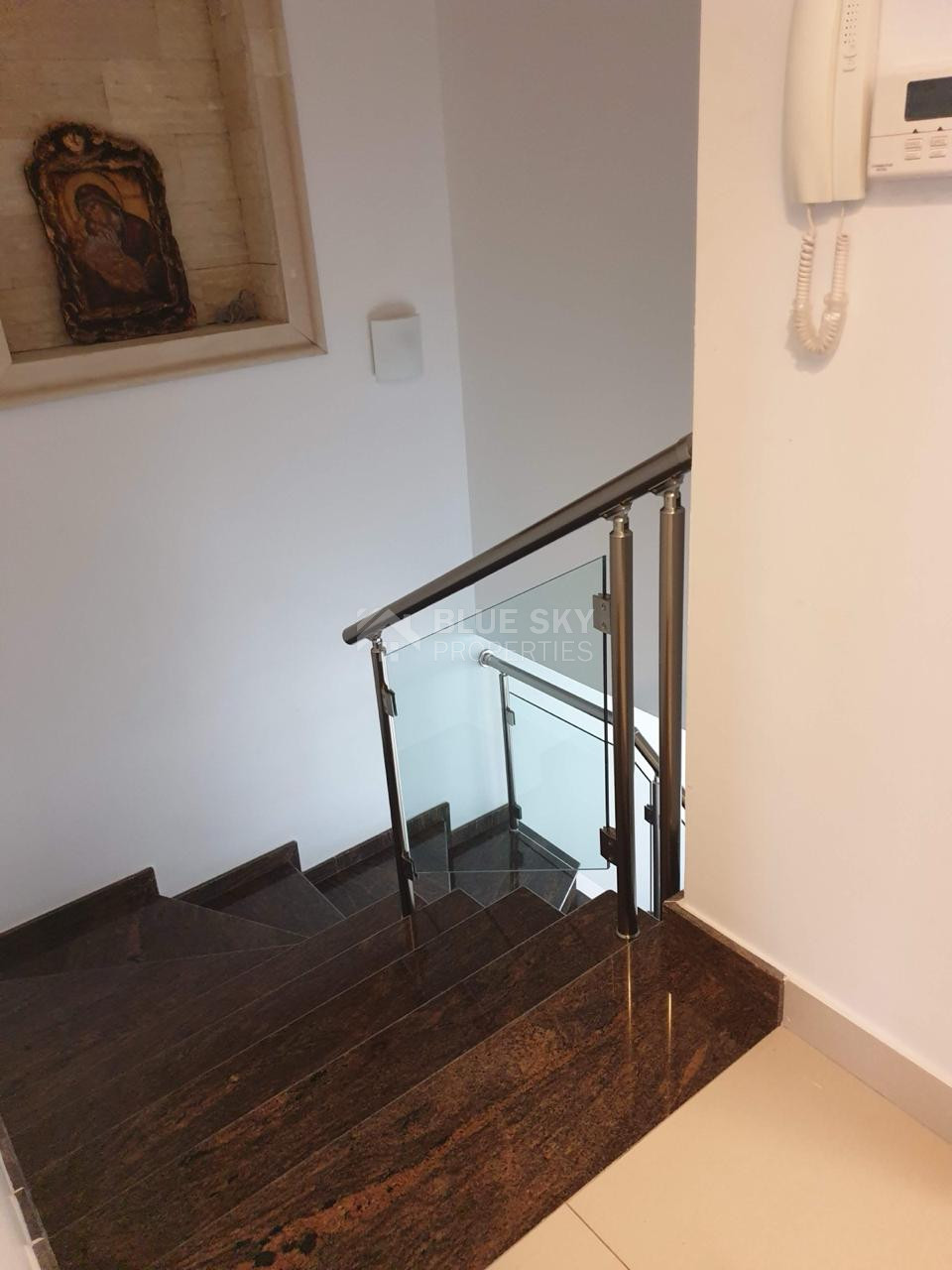 Three bedroom house with one office for rent in Episkopi, Limassol