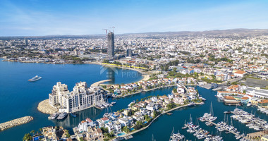 Elegant Seafront Living in Limassol – Spacious Three-Bedroom Residence for sale close to Limassol Marina