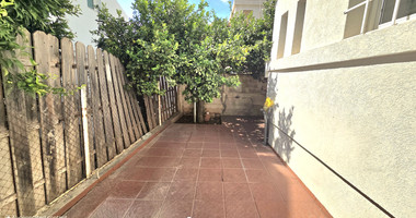 Spacious  four bedroom apartment with  fireplace charm and two large verandas for rent in Katholiki Limassol