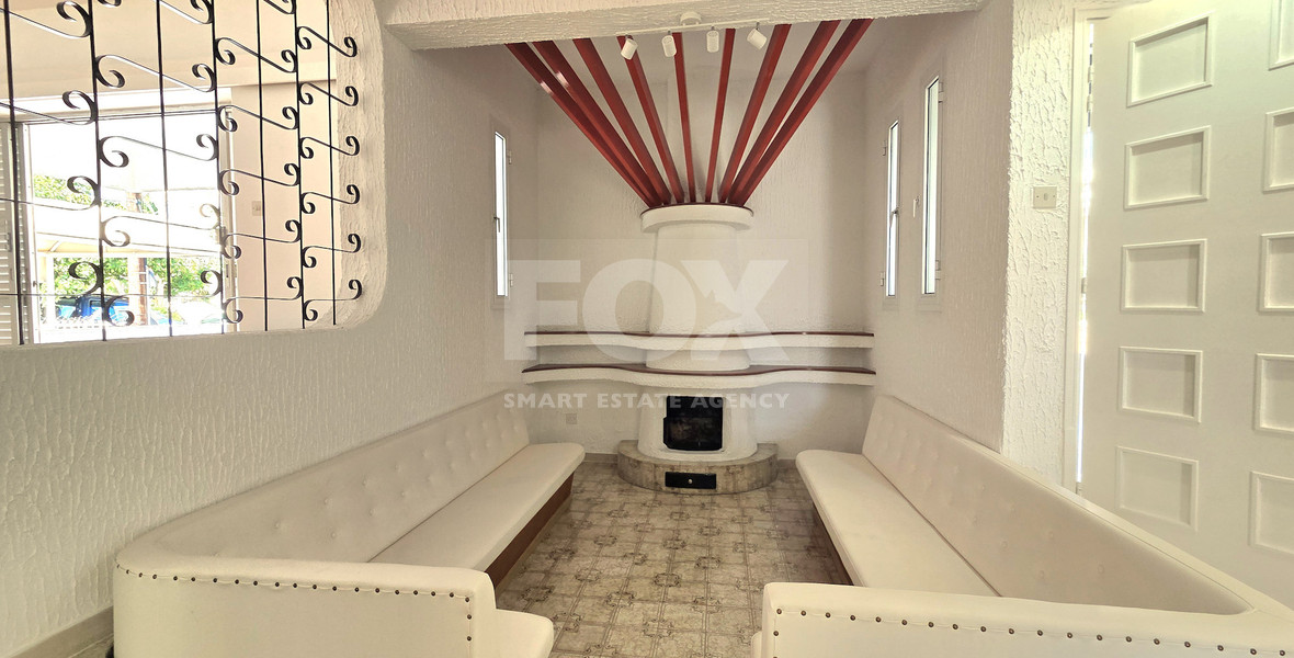 Spacious  four bedroom apartment with  fireplace charm and two large verandas for rent in Katholiki Limassol