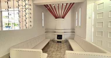 Spacious  four bedroom apartment with  fireplace charm and two large verandas for rent in Katholiki Limassol