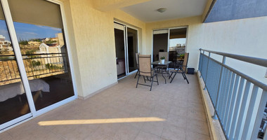 Spacious Three bedroom Penthouse in Agia Fyla, (Bordering Panthea) Limassol
