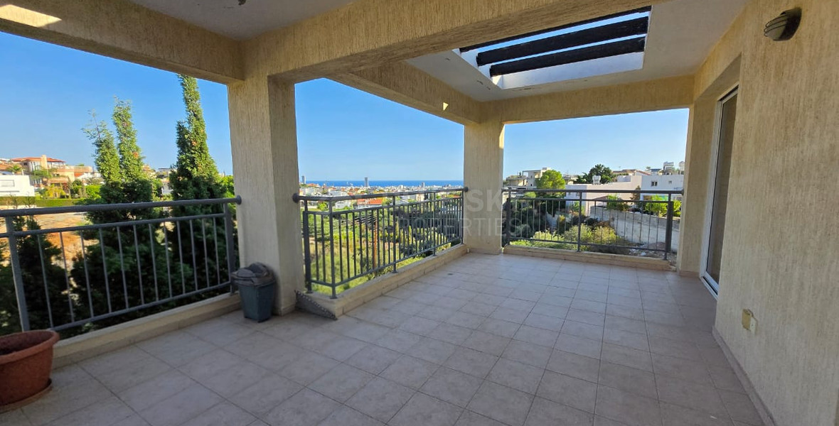 Spacious Three bedroom Penthouse in Agia Fyla, (Bordering Panthea) Limassol