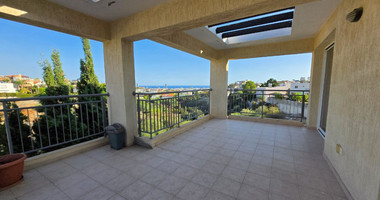 Spacious Three bedroom Penthouse in Agia Fyla, (Bordering Panthea) Limassol