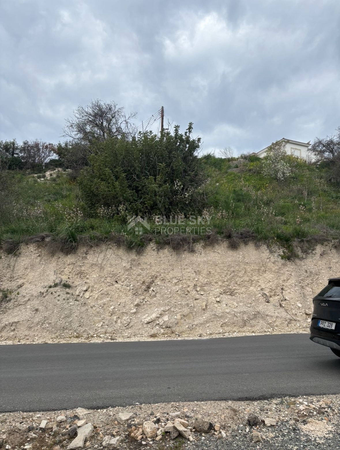 Large Land for Sale in Pegeia – Prime Location for Home or Investment