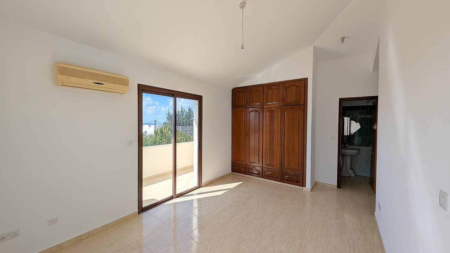 Dom 3 pokoi 158 m² Agia Marinouda, Cypr