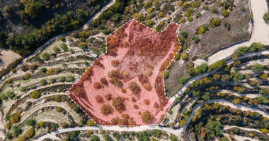 Land for Sale in Koili Community of Paphos, in a Prime Location Near Village Center