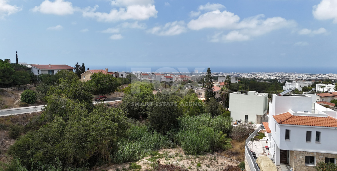 Spacious Apartment with Two Bedrooms in Konia for sale.