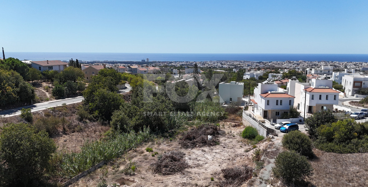 Modern two bedroom apartment in Konia, Paphos with Pool & Sea Views