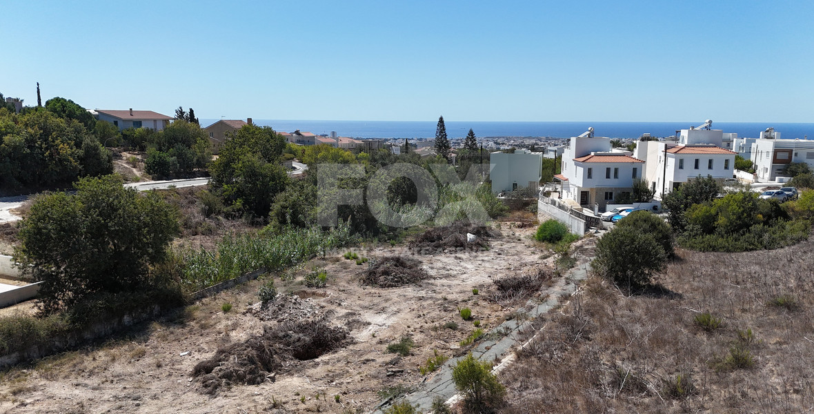 Modern two bedroom apartment in Konia, Paphos with Pool & Sea Views