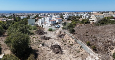 Modern two bedroom apartment in Konia, Paphos with Pool & Sea Views