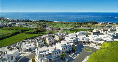 Luxury four Bedroom Coastal Villa for Sale in Chloraka, Paphos – Panoramic Sea Views & Private Pool