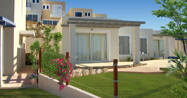 Luxury four Bedroom Coastal Villa for Sale in Chloraka, Paphos – Panoramic Sea Views & Private Pool