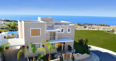 Luxury four Bedroom Coastal Villa for Sale in Chloraka, Paphos – Panoramic Sea Views & Private Pool