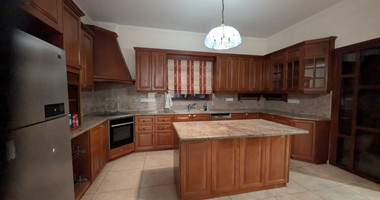 Spacious Unfurnished Three bedroom+ Extra room Apartment of 400 sqm in Historic Pafos Center
