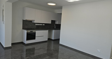 For Rent: New Office in Omonia area