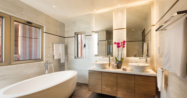 Four bedroom Luxury Coastal Living on the Golden Mile – Exclusive Seaside Residences in a Prime Mediterranean Location