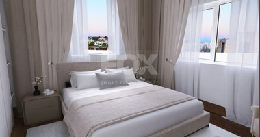 Prestigious five Bedroom Seaside Villa on the Golden Mile, Paphos – Private Pool & Modern Amenities