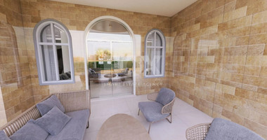 Prestigious five Bedroom Seaside Villa on the Golden Mile, Paphos – Private Pool & Modern Amenities