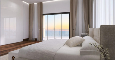 Prestigious five Bedroom Seaside Villa on the Golden Mile, Paphos – Private Pool & Modern Amenities