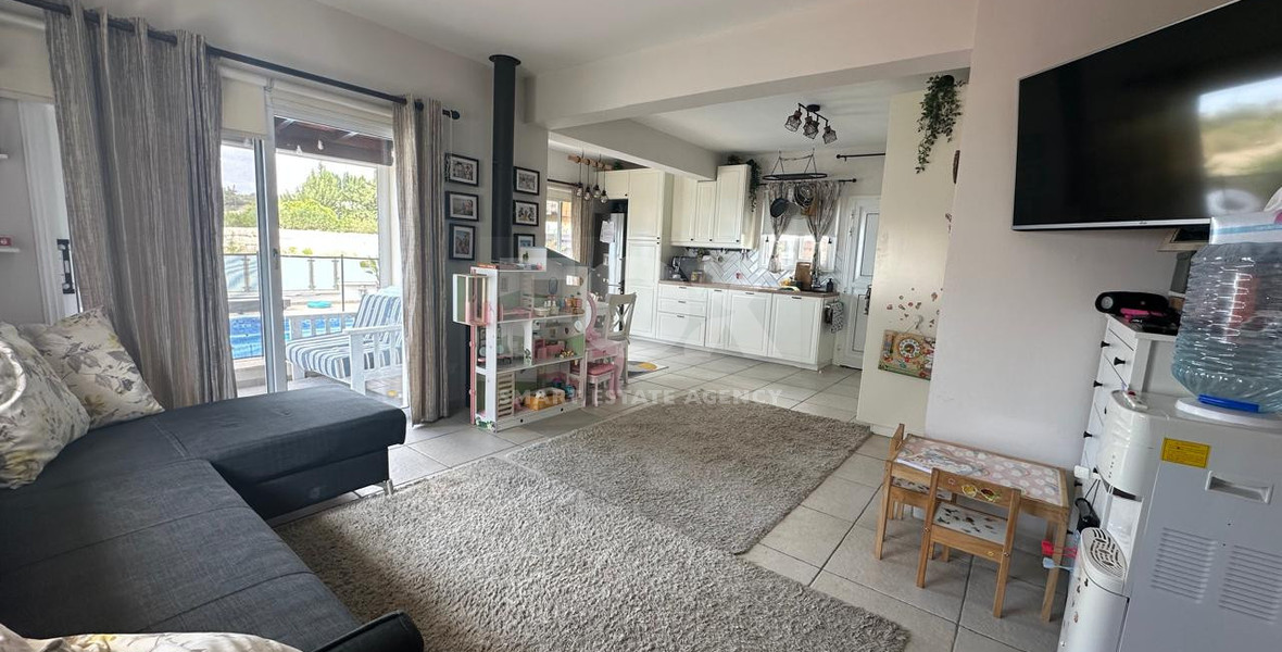 Modern Furnished Villa with Pool and Sea View in Tala for rent