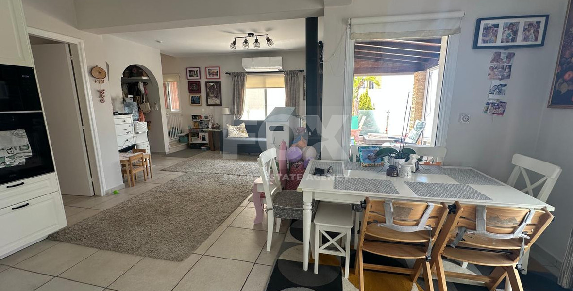 Modern Furnished Villa with Pool and Sea View in Tala for rent