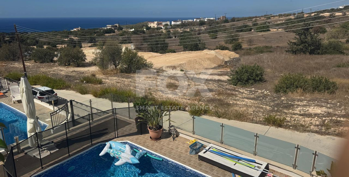 Modern Furnished Villa with Pool and Sea View in Tala for rent